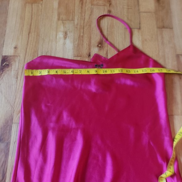 1980s Pink shiny vintage slip by Janice Young for Vanessa - Picture 3 of 5